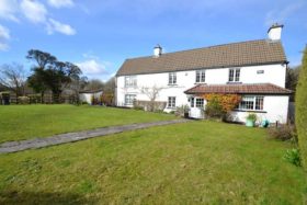 5&nbsp;Bedroom&nbsp;Detached